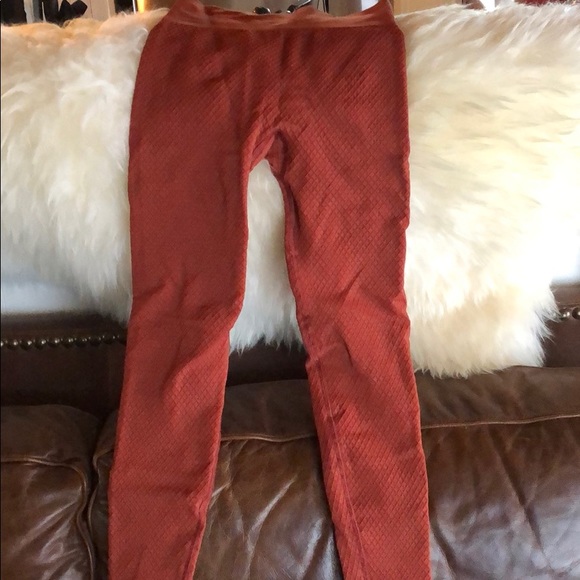 Balance Athletica Pants - Balance Athletica leggings